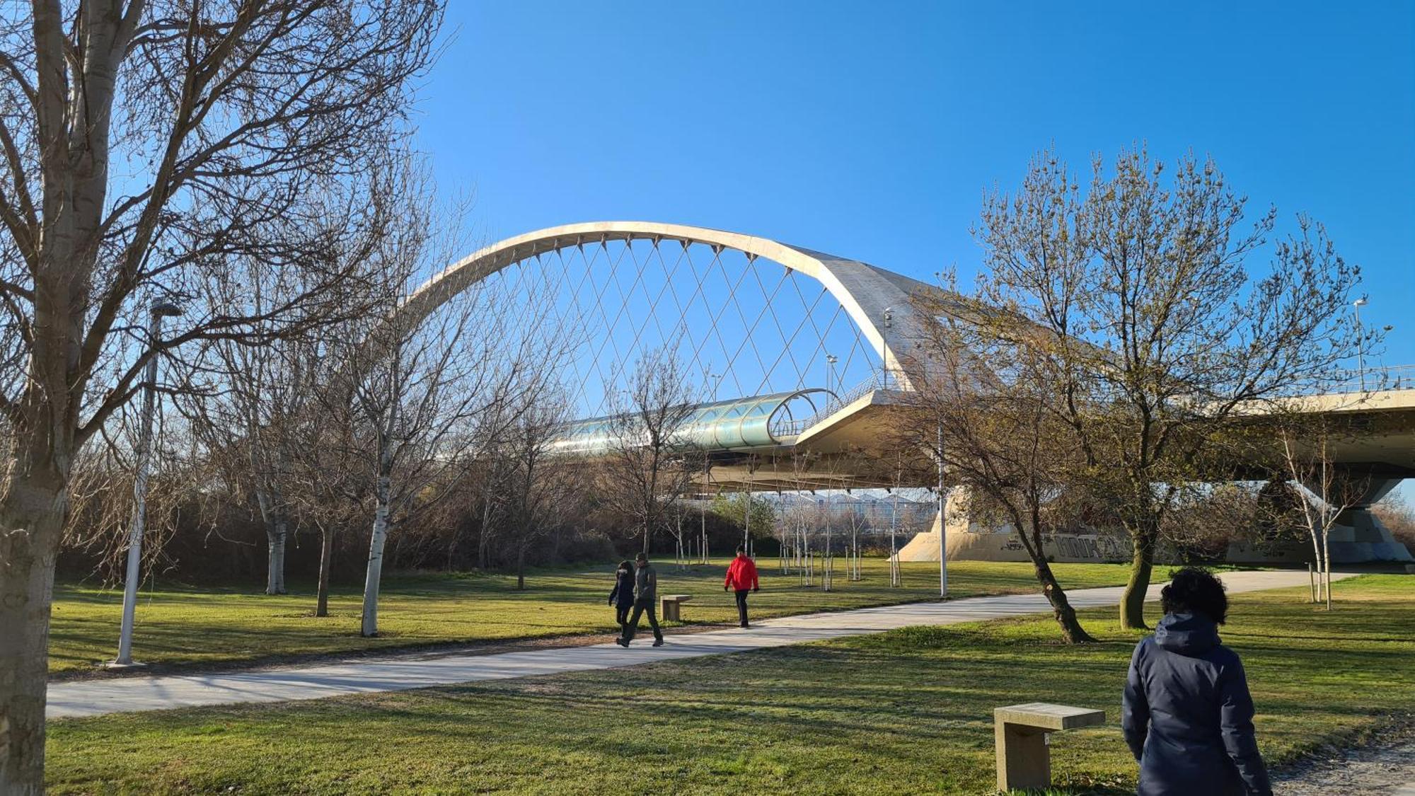 Mirador Del Portillo Zaragoza Luaran gambar